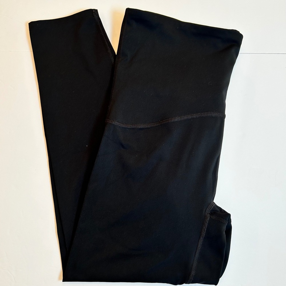 SPANX XL Black High Waisted Tummy Control Cropped Leggings Women's‎